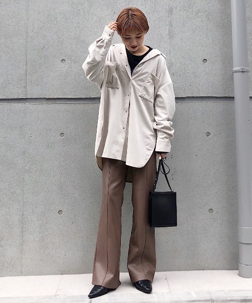 PAGEBOY（ページボーイ）の「ベルベットBIGシャツ（シャツ/ブラウス・レディース・グレイッシュベージュ/ブルー系その他/ブラック/ブラウン・FREE）」の20枚目の写真