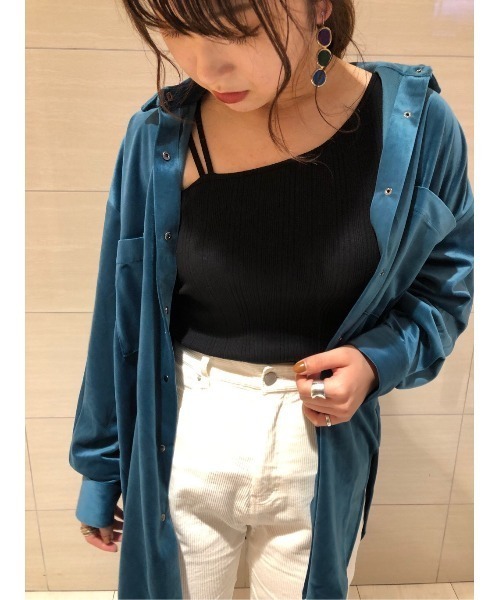 PAGEBOY（ページボーイ）の「ベルベットBIGシャツ（シャツ/ブラウス・レディース・グレイッシュベージュ/ブルー系その他/ブラック/ブラウン・FREE）」の6枚目の写真