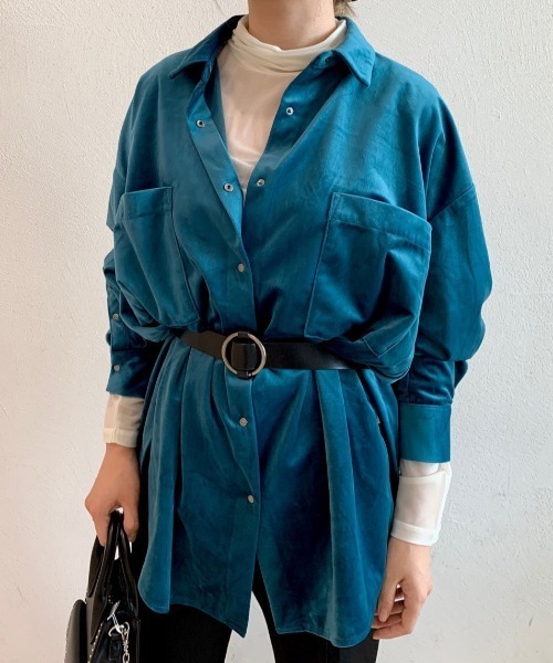 PAGEBOY（ページボーイ）の「ベルベットBIGシャツ（シャツ/ブラウス・レディース・グレイッシュベージュ/ブルー系その他/ブラック/ブラウン・FREE）」の11枚目の写真