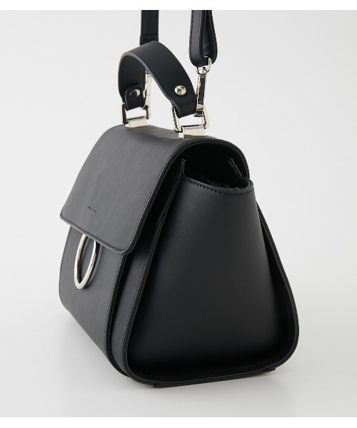 AZUL by moussy（アズールバイマウジー）の「RING FLAP BAG/リングフラップバッグ（ショルダーバッグ・レディース・ブラック/ブラック系その他/ベージュ系その他・FREE）」の8枚目の写真