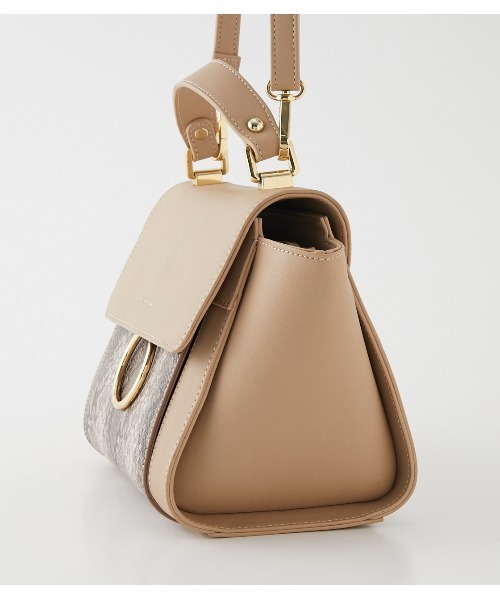 AZUL by moussy（アズールバイマウジー）の「RING FLAP BAG/リングフラップバッグ（ショルダーバッグ・レディース・ブラック/ブラック系その他/ベージュ系その他・FREE）」の14枚目の写真