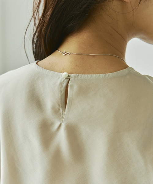 audrey and john wad（オードリーアンドジョンワッド）の「【Audrey and John Wad】シアーサテンプルオーバーブラウス-ウォッシャブル-（シャツ/ブラウス・レディース・ベージュ/ホワイト/グリーン系その他・FREE）」の5枚目の写真