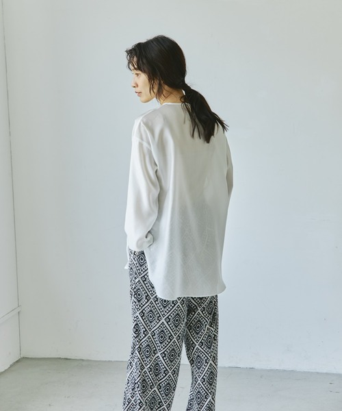 audrey and john wad（オードリーアンドジョンワッド）の「【Audrey and John Wad】シアーサテンプルオーバーブラウス-ウォッシャブル-（シャツ/ブラウス・レディース・ベージュ/ホワイト/グリーン系その他・FREE）」の17枚目の写真