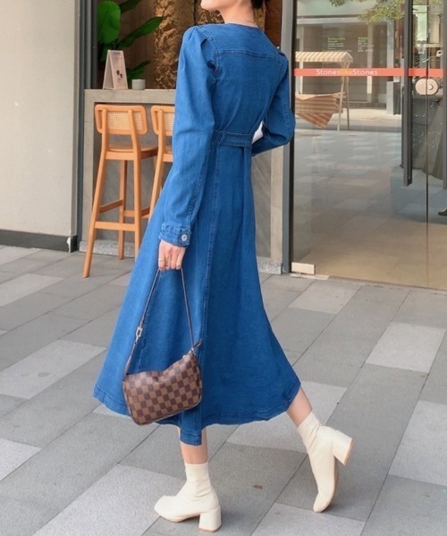 ABITOKYO(アビトーキョー)の「ウエストマークスクエアネックデニムロングワンピース(ワンピース・レディース・ブラック/ブルー・S/M)」の18枚目の写真