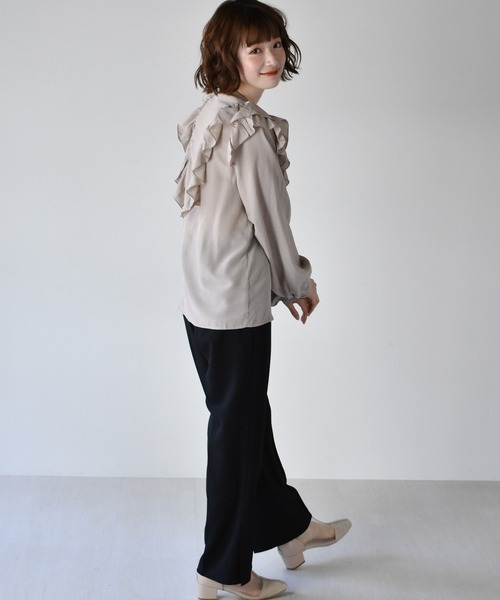 RETRO GIRL(レトロガール)の「セミフレアパンツ(スラックス・レディース・ライトグレー/ブラック/オフホワイト/イエロー/ライトブラウン・FREE)」の12枚目の写真