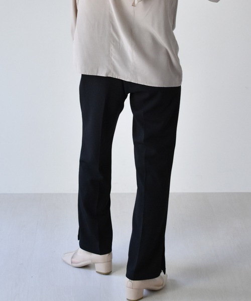 RETRO GIRL(レトロガール)の「セミフレアパンツ(スラックス・レディース・ライトグレー/ブラック/オフホワイト/イエロー/ライトブラウン・FREE)」の11枚目の写真