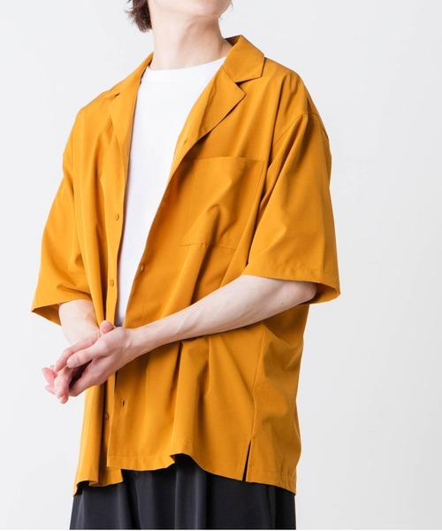 WEGO(ウィゴー)の「WEGO/ドロップショルダーオープンカラー半袖シャツ(シャツ/ブラウス・メンズ・ブラック/サックスブルー/ベージュ/ブラウン系その他/マスタード/ホワイト/ダークグリーン/グリーン系その他/イエロー/ブルー・LARGE/MEDIUM/SMALL)」の2枚目の写真