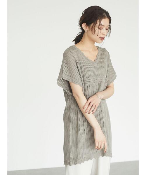 Green Parks(グリーンパークス)の「・Petit fleur スカシアミニットチュニック*(ニット/セーター・レディース・アイボリー/ブラック/グレイッシュベージュ・FREE)」の6枚目の写真