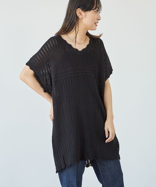 Green Parks(グリーンパークス)の「・Petit fleur スカシアミニットチュニック*(ニット/セーター・レディース・アイボリー/ブラック/グレイッシュベージュ・FREE)」の2枚目の写真