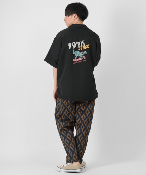 VISION STREET WEAR（ヴィジョンストリートウェア）の「【VISION STREET WEAR/ヴィジョンストリートウェア】恐竜＆カセットテープ イラスト刺繍シャツ（シャツ/ブラウス・メンズ・ライトブルー/ブラック/ベージュ/サックスブルー/アイボリー/ライトパープル・M/L）」の13枚目の写真