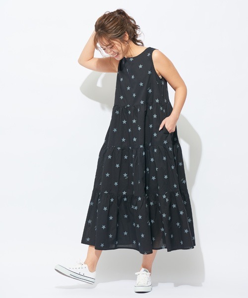 BABYDOLL（ベビードール）の「親子お揃い 星柄ティアードワンピース 4160A（ワンピース・レディース・ベージュ/ブラック/パープル・FREE）」の2枚目の写真