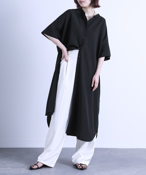 n'OrLABEL(ノアールレーベル)の「『バンドカラー半袖シャツワンピース』(シャツワンピース・レディース・オフホワイト/ブラック/ベージュ/モカ・FREE)」の2枚目の写真