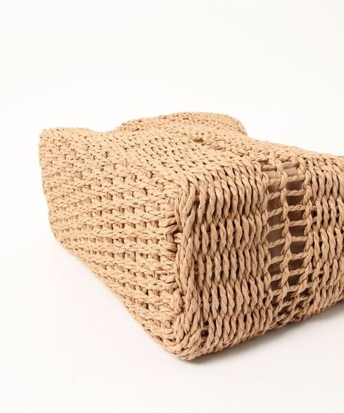 KOBE LETTUCE（コウベレタス）の「デザイン編みスクエアかごトートバッグ（トートバッグ・レディース・ベージュ/グレー/オレンジ・FREE）」の5枚目の写真