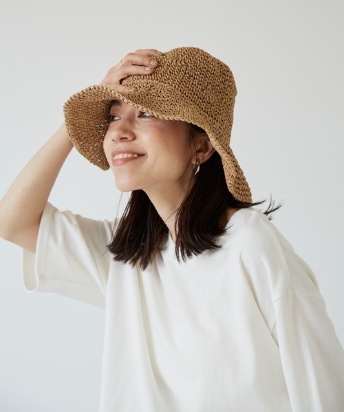 Auntie Rosa Holiday（アンティローザホリデー）の「プレーンペーパーハット(ワイヤー入り)（ハット・レディース・ベージュ/ナチュラル・FREE）」の2枚目の写真