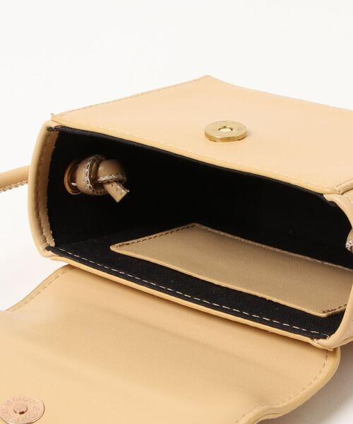 flower（フラワー）の「ウィズミニショルダーバッグ（ショルダーバッグ・レディース・ベージュ/アイボリー・FREE）」の6枚目の写真