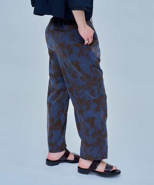 UNITED TOKYO(ユナイテッドトウキョウ)の「リーフプリントスラックス(スラックス・メンズ・ブラウン/グレー・1/2/3)」の17枚目の写真