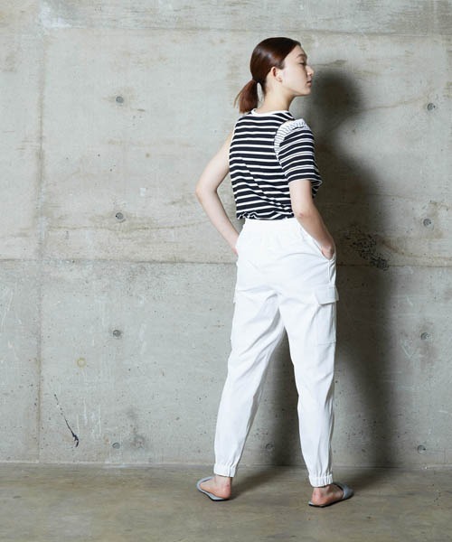 lautreamont BLEUBLANC（ロートレアモンブルーブラン）の「<lautreamont BLEUBLANC>リランチェツイルカーゴパンツ（その他パンツ・レディース・ホワイト/ブラック/カーキ・11号/9号/7号）」の21枚目の写真