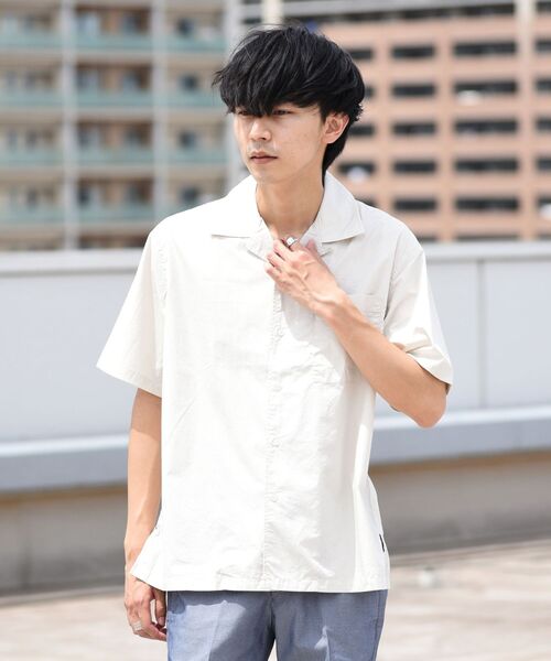 SHIPS(シップス)の「SHIPS: スーピマコットン タイプライター オープンカラーシャツ S/S(シャツ/ブラウス・メンズ・ベージュ/ホワイト/グレー/ネイビー・LARGE/MEDIUM/SMALL)」の3枚目の写真