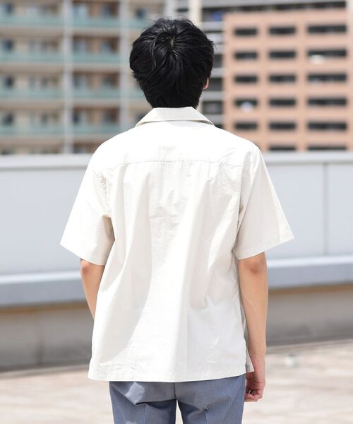 SHIPS(シップス)の「SHIPS: スーピマコットン タイプライター オープンカラーシャツ S/S(シャツ/ブラウス・メンズ・ベージュ/ホワイト/グレー/ネイビー・LARGE/MEDIUM/SMALL)」の15枚目の写真