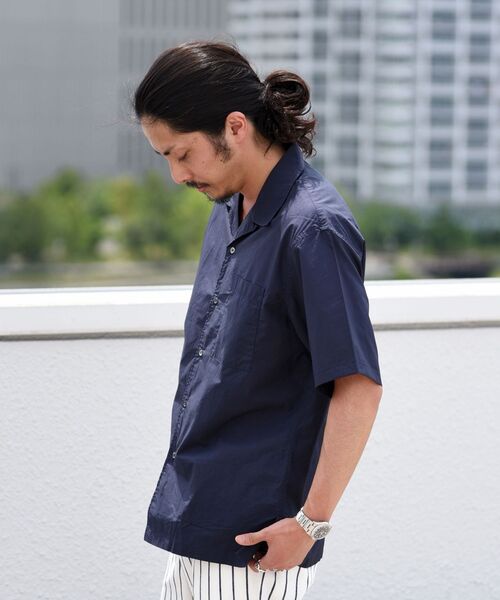 SHIPS(シップス)の「SHIPS: スーピマコットン タイプライター オープンカラーシャツ S/S(シャツ/ブラウス・メンズ・ベージュ/ホワイト/グレー/ネイビー・LARGE/MEDIUM/SMALL)」の18枚目の写真