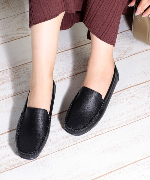 LUGG NAGG(ラグナグ)の「シンプルモカシンシューズ(モカシン/デッキシューズ・レディース・ブラック/ホワイト/ガンメタ・23.0cm/24.0cm/24.5cm/23.5cm)」の3枚目の写真