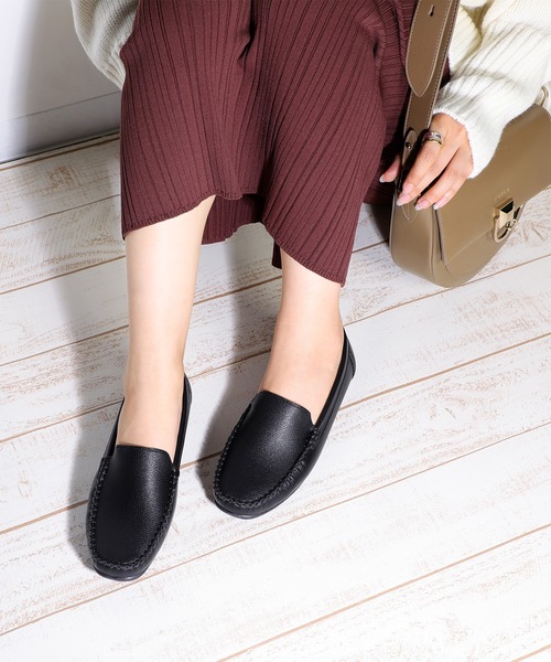 LUGG NAGG(ラグナグ)の「シンプルモカシンシューズ(モカシン/デッキシューズ・レディース・ブラック/ホワイト/ガンメタ・23.0cm/24.0cm/24.5cm/23.5cm)」の14枚目の写真