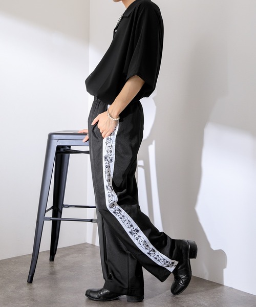 Adoon plain(アドーンプレーン)の「【Adoon plain】刺繍ラインパンツ(その他パンツ・メンズ・ブラック/カーキ・MEDIUM/LARGE)」の17枚目の写真