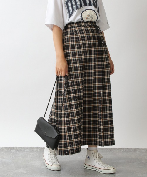RAGEBLUE（レイジブルー）の「タータンチェックキルトスカート/214783（スカート・レディース・ブラック/グリーン・FREE）」の2枚目の写真