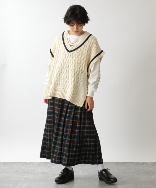 RAGEBLUE（レイジブルー）の「タータンチェックキルトスカート/214783（スカート・レディース・ブラック/グリーン・FREE）」の3枚目の写真