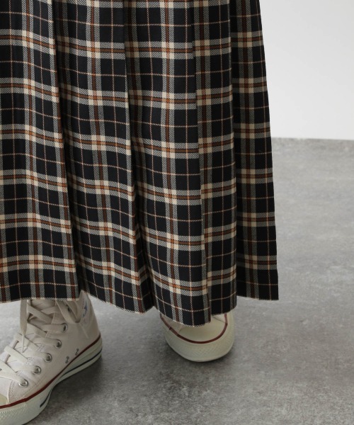 RAGEBLUE（レイジブルー）の「タータンチェックキルトスカート/214783（スカート・レディース・ブラック/グリーン・FREE）」の4枚目の写真