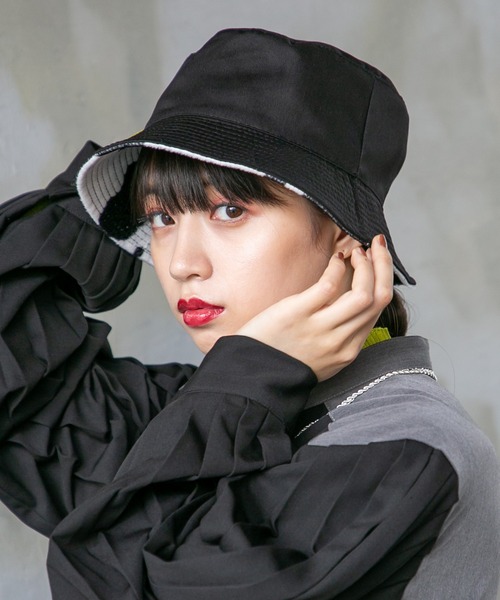 HARE(ハレ)の「リバーシブルバケットハット(HARE)(ハット・レディース・ブラック/ブラック系その他・FREE)」の6枚目の写真