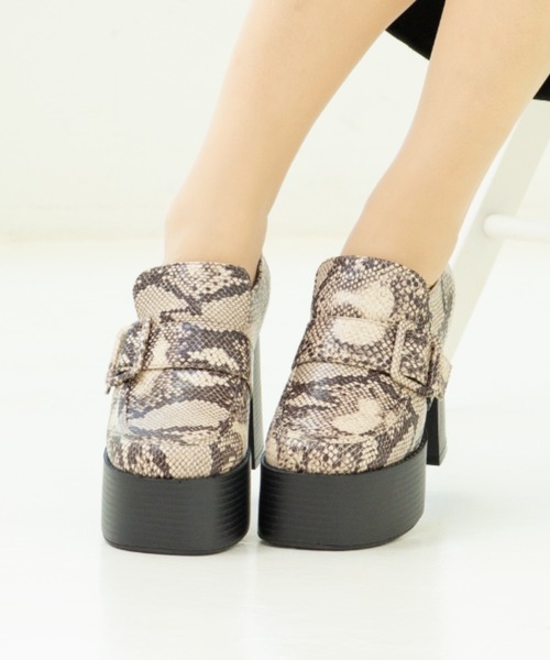Noubel Voug Relax（ヌーベルヴォーグリラックス）の「厚底 チャンキーヒール ローファー（パンプス・レディース・パイソン/ブラック・S/3L/LL/M/L）」の6枚目の写真