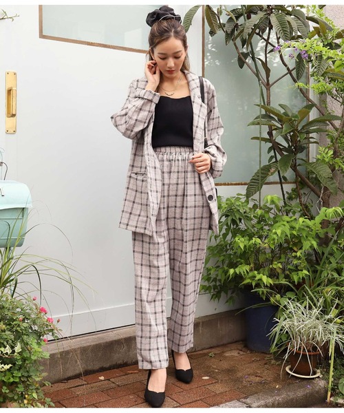 CHILLE（チル）の「チェックセットアップジャケット&パンツ