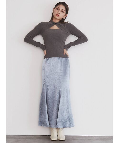 CALNAMUR(カルナムール)の「サテンマーメイドスカート(スカート・レディース・カーキ/ブルー・FREE)」の1枚目の写真