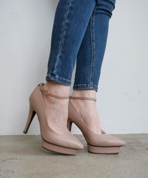 バックメタルパンプス