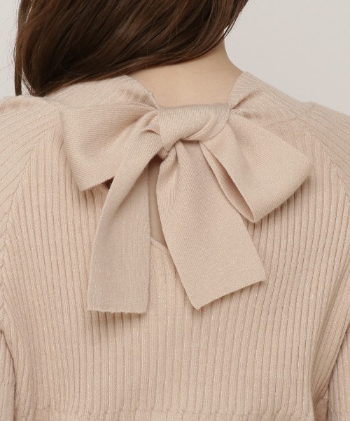 REDYAZEL（レディアゼル）の「バックリボンタートルネックニットプルオーバー（ニット/セーター・レディース・ブルー/ベージュ/ネイビー・FREE）」の12枚目の写真