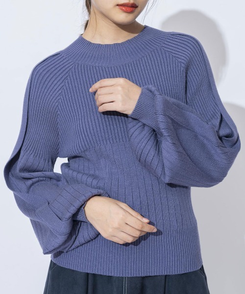 REDYAZEL（レディアゼル）の「バックリボンタートルネックニットプルオーバー（ニット/セーター・レディース・ブルー/ベージュ/ネイビー・FREE）」の13枚目の写真