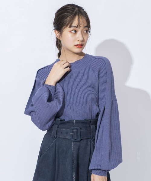 REDYAZEL（レディアゼル）の「バックリボンタートルネックニットプルオーバー（ニット/セーター・レディース・ブルー/ベージュ/ネイビー・FREE）」の15枚目の写真