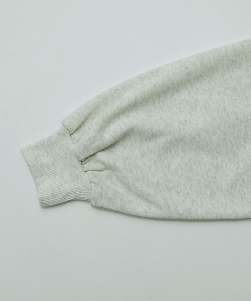 etoll.(エトル)の「裏毛カレッジロゴスウェット mtm(スウェット・レディース・オートミール/ブルー/ブラック・FREE)」の10枚目の写真