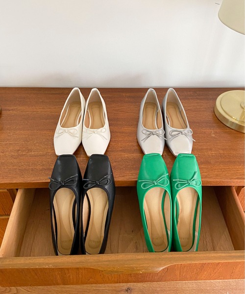 EPIMI E'PIMMY（エピミエピミー）の「スクエアバレエシューズ（バレエシューズ・レディース・ホワイト/ブラック/シルバー/グリーン・MEDIUM/LARGE）」の17枚目の写真