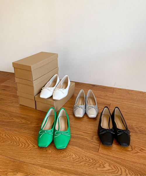 EPIMI E'PIMMY（エピミエピミー）の「スクエアバレエシューズ（バレエシューズ・レディース・ホワイト/ブラック/シルバー/グリーン・MEDIUM/LARGE）」の8枚目の写真