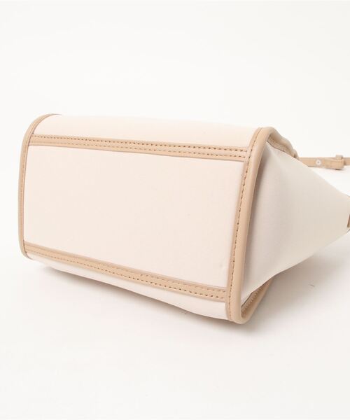 TOPKAPI（トプカピ）の「ネオプレン パイピング ミニ ショルダーバッグ（ショルダーバッグ・レディース・ベージュ/ブラック/マスタード/グレイッシュベージュ/グリーン・FREE）」の19枚目の写真