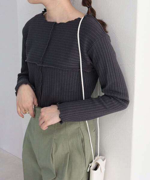 fredy emue（フレディエミュ）の「リブテレコ切り替えプルオーバーカットソー（Tシャツ/カットソー・レディース・チャコールグレー/ベージュ/オフホワイト・38）」の13枚目の写真