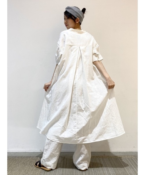 GAP（ギャップ）の「FREE&FLOW リネン ポップオーバー ワンピース（ワンピース・レディース・ブラック/ベージュ/ホワイト・XXS/XS/S/L/M）」の13枚目の写真