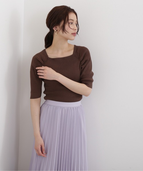 NATURAL BEAUTY BASIC（ナチュラルビューティーベーシック）の「ドルマンギャザーリブニット（ニット/セーター・レディース・ベージュ/ブラウン/ラベンダー・MEDIUM）」の17枚目の写真