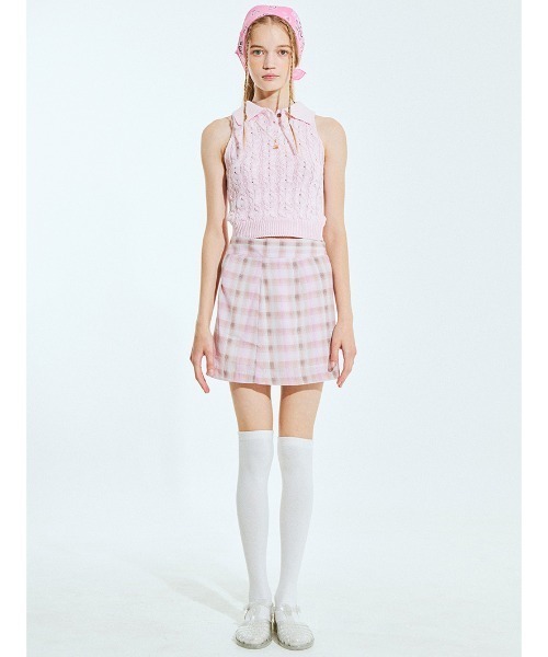 outxo（アウトエクソ）の「A'GEM/9 × .kom『OUTXO/アウトエクソ』クロップド丈 ノースリーブニットカットソー（ニット/セーター・レディース・ピンク・FREE）」の6枚目の写真