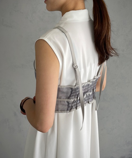 &g'aime(アンジェム)の「【&g’aime】シアービスチェ付きシャツワンピース/2piece(ワンピース・レディース・ホワイト/ブラック・FREE)」の16枚目の写真