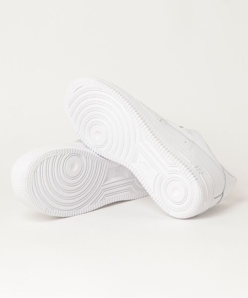 NIKE（ナイキ）の「NIKE WMNS AIR FORCE 1 07 DD8959-100（スニーカー・レディース・ホワイト・23㎝/24㎝/25㎝/22.5㎝/23.5㎝/24.5㎝）」の8枚目の写真