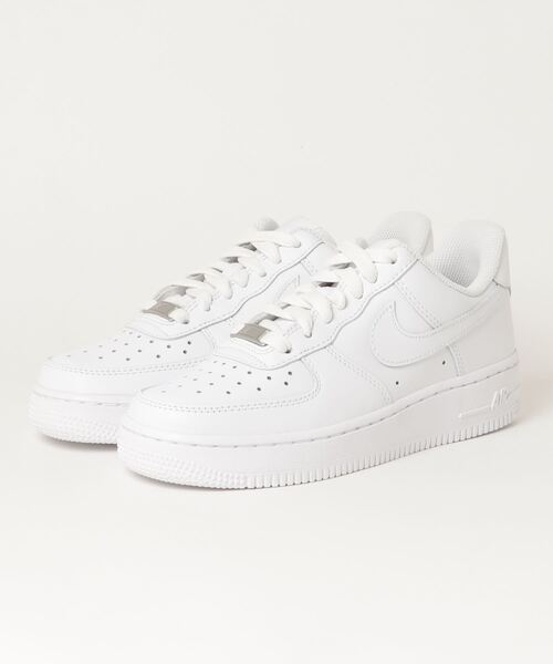 NIKE（ナイキ）の「NIKE WMNS AIR FORCE 1 07 DD8959-100（スニーカー・レディース・ホワイト・23㎝/24㎝/25㎝/22.5㎝/23.5㎝/24.5㎝）」の6枚目の写真