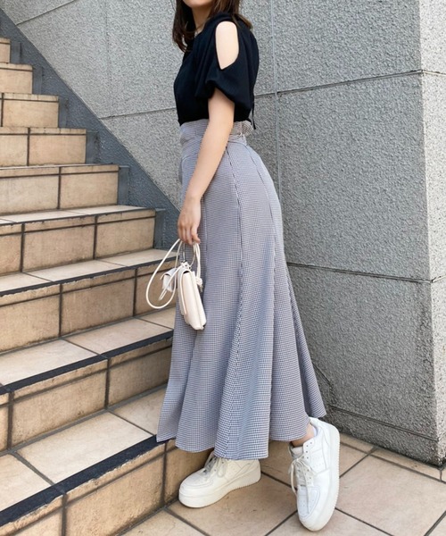 one after another NICE CLAUP（ワンアフターアナザーナイスクラップ）の「スタイルアップが叶う　フロントスリットマーメイドスカート（スカート・レディース・ブラック/ブラウン/チェック/アイボリー・SMALL/MEDIUM）」の19枚目の写真